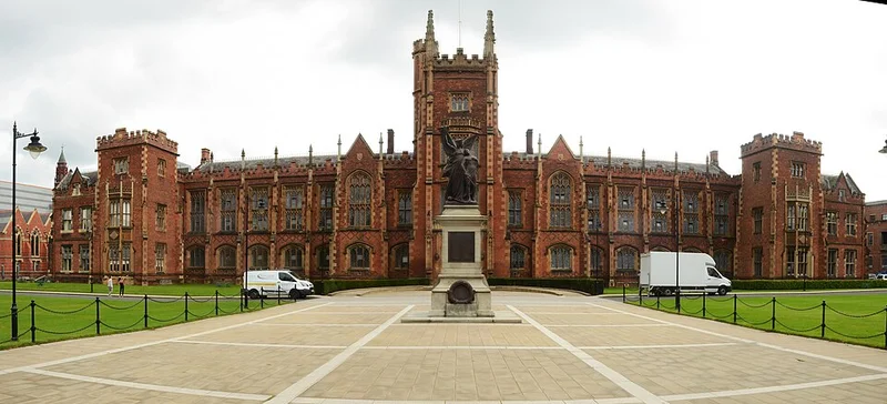 Queen`s University Belfast Campus
