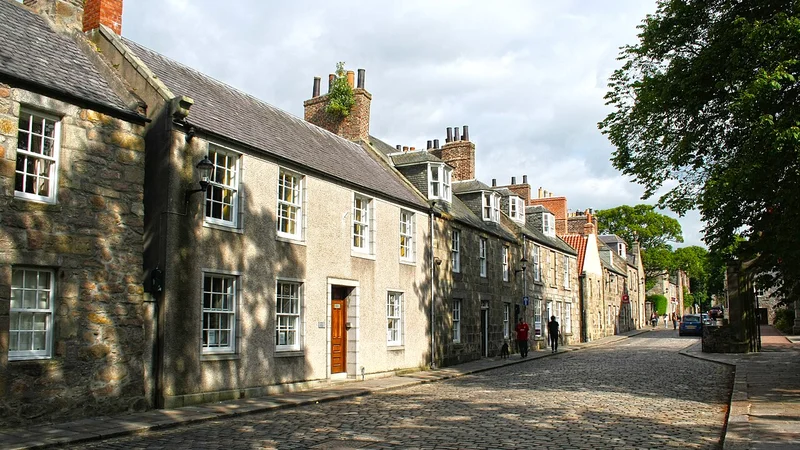 (STUDY GROUP) University of Aberdeen International Study Centre Campus