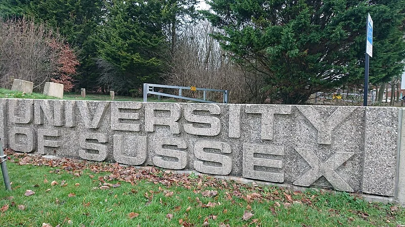 (STUDY GROUP) University of Sussex International Study Centre Campus