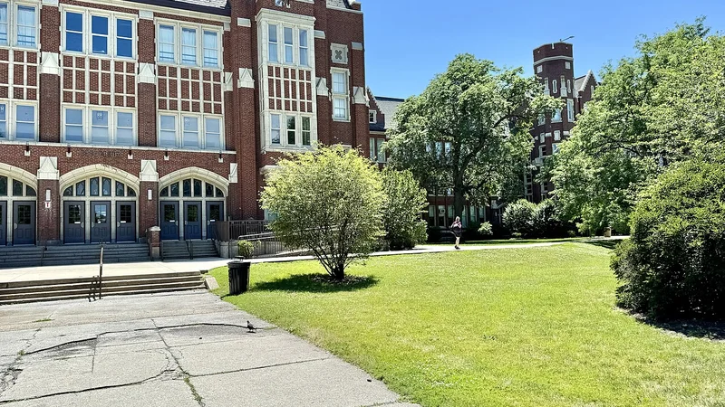 The Chicago School Campus