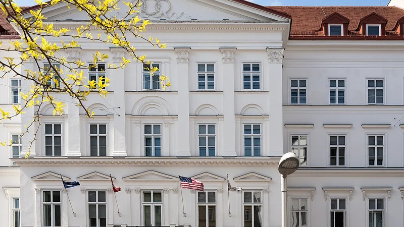 Webster Vienna Private University Campus